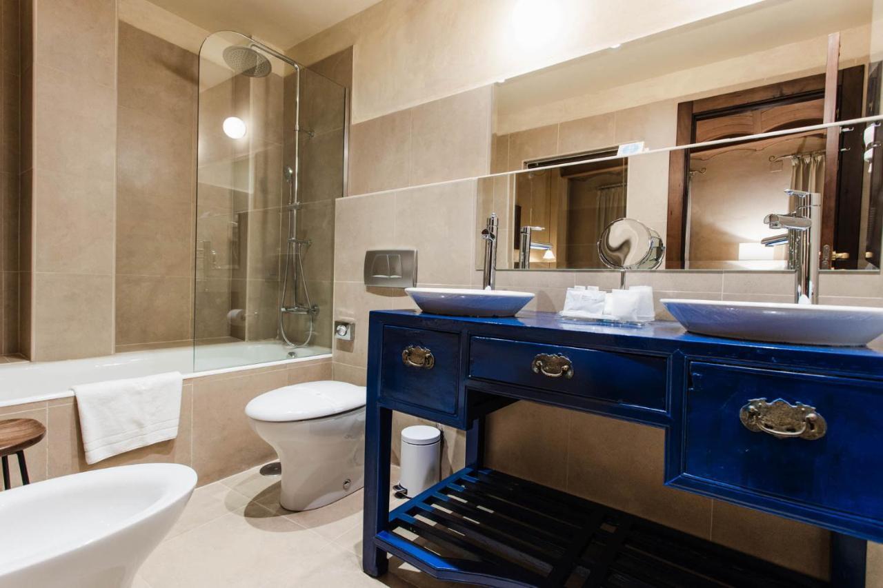 Hotel Aura Del 4*